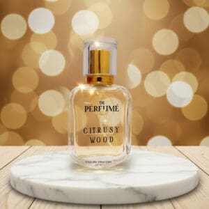 De Perfume Mist Citrusy Wood fragrance with fresh citrus and woody notes.